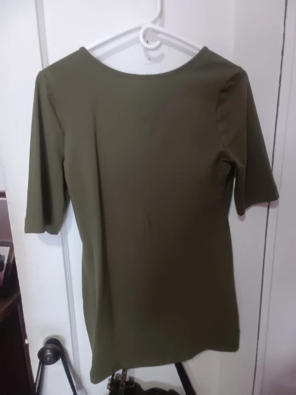 Venus Solid Olive T- Shirt Tunic.  Size Med
